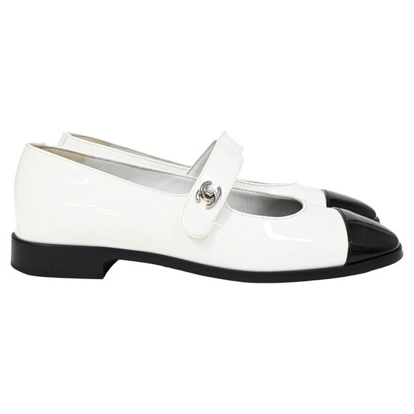 Chanel CC Mary Jane Ballet Flats in White Patent Leather - Picture 1 of 8